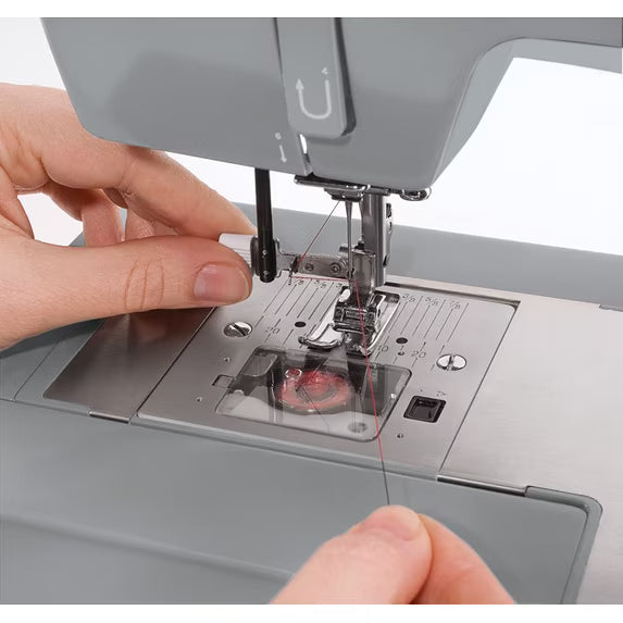SINGER® 4432 Heavy Duty Mechanical Sewing Machine